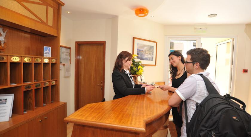פורטו מוניז Hotel Salgueiro מראה חיצוני תמונה