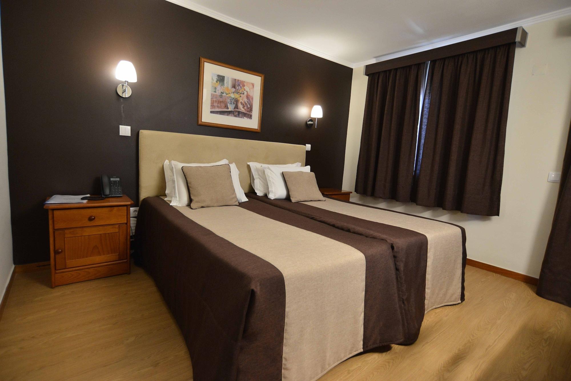 פורטו מוניז Hotel Salgueiro מראה חיצוני תמונה
